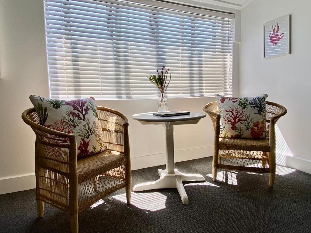 Hermanus Waterfront Apartment Pokoj fotografie