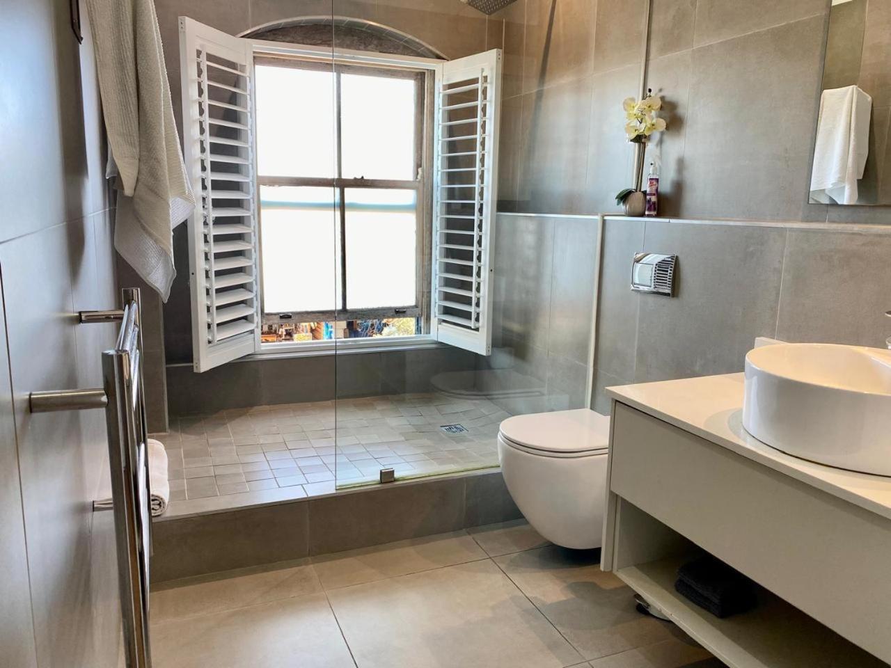 Hermanus Waterfront Apartment Pokoj fotografie