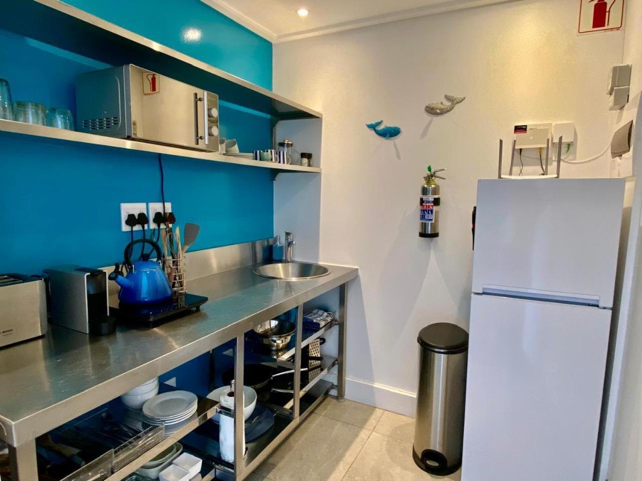 Hermanus Waterfront Apartment Pokoj fotografie
